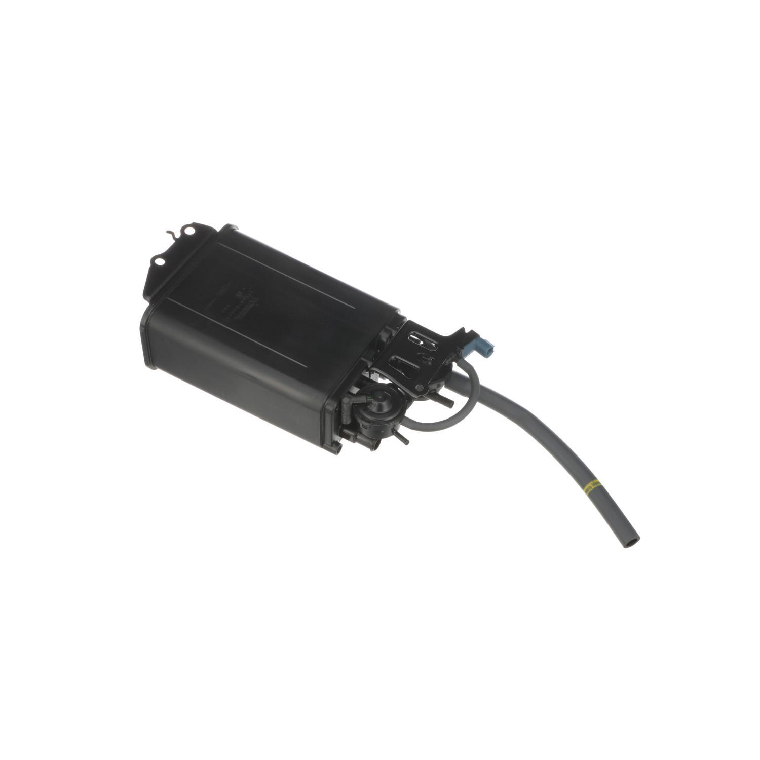 Standard Motor Products CP3390 - Vapor Canister Standard Motor Products CP3390 Vapor Canister product image 1 of 10