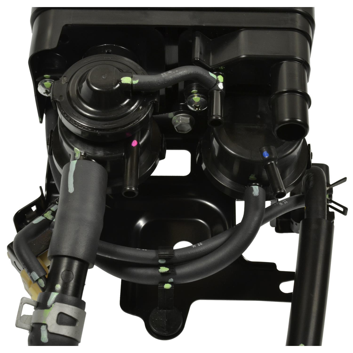 Standard Motor Products CP3395 - Vapor Canister Standard Motor Products CP3395 Vapor Canister product image 1 of 3