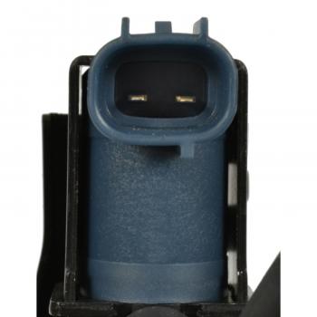 2001 Toyota RAV4 Vapor Canister Standard Motor Products CP3427 image 4 of 4