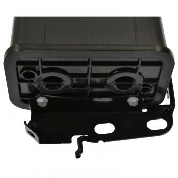 2002 Toyota Sienna Vapor Canister Standard Motor Products CP3452 image 2 of 4
