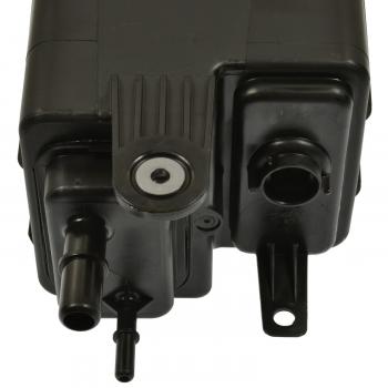2013 Kia Sorento Vapor Canister Standard Motor Products CP3526 image 1 of 3