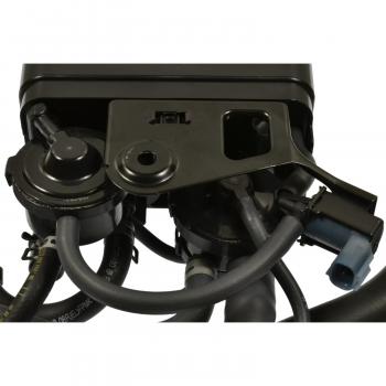 2005 Toyota RAV4 Vapor Canister Standard Motor Products CP3567 image 1 of 4