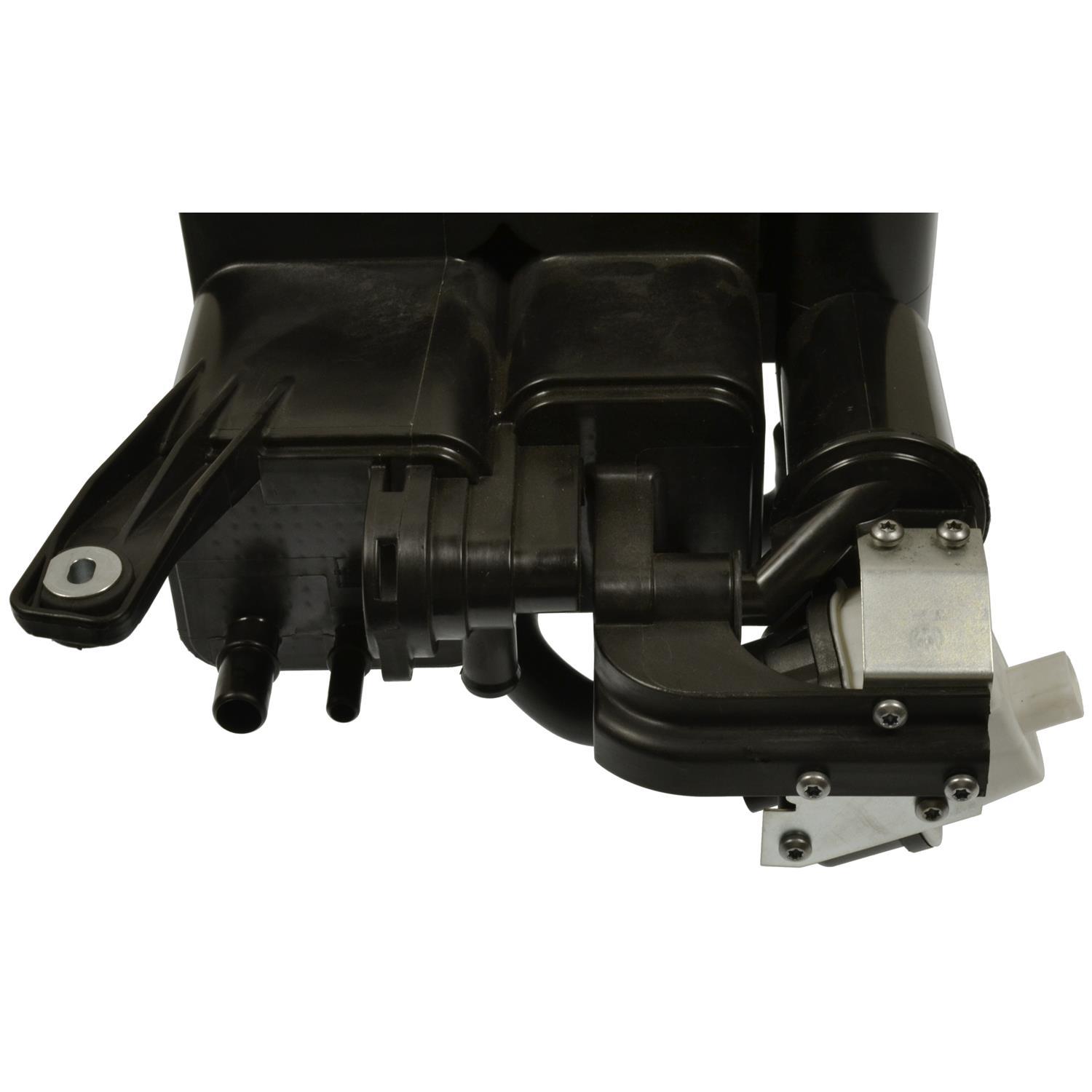 Standard Motor Products CP3596 - Vapor Canister Standard Motor Products CP3596 Vapor Canister product image 1 of 4