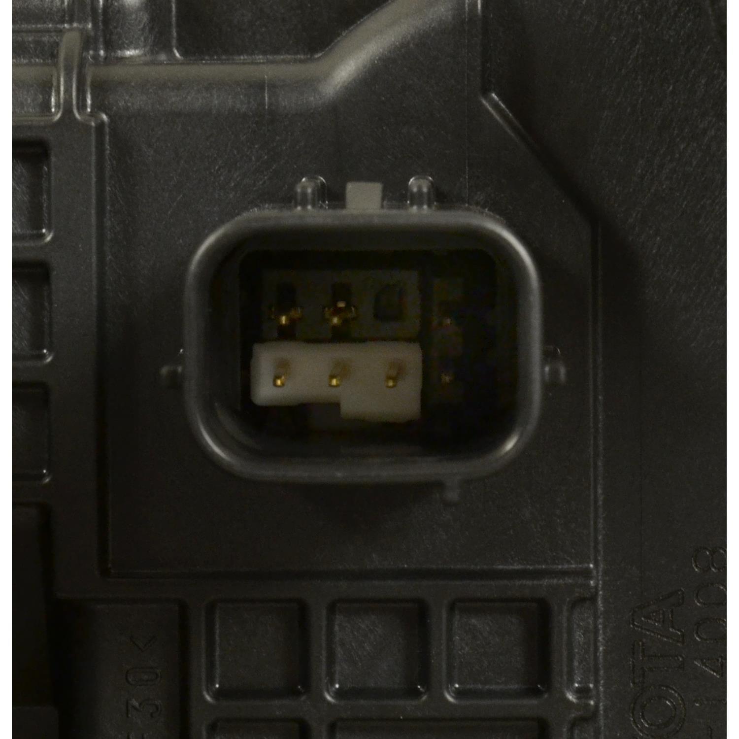 Standard Motor Products CP3600 - Vapor Canister Standard Motor Products CP3600 Vapor Canister product image 4 of 4