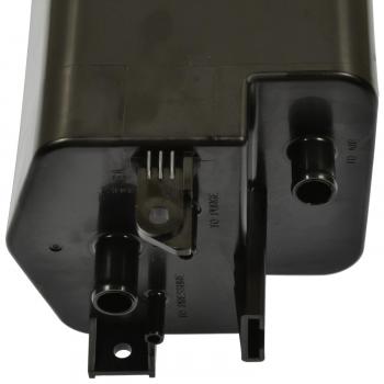 2007 Hyundai Tucson Vapor Canister Standard Motor Products CP3601 image 1 of 3