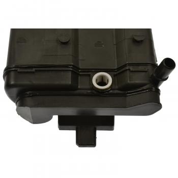 2004 Volkswagen Jetta Vapor Canister Standard Motor Products CP3607 image 1 of 3