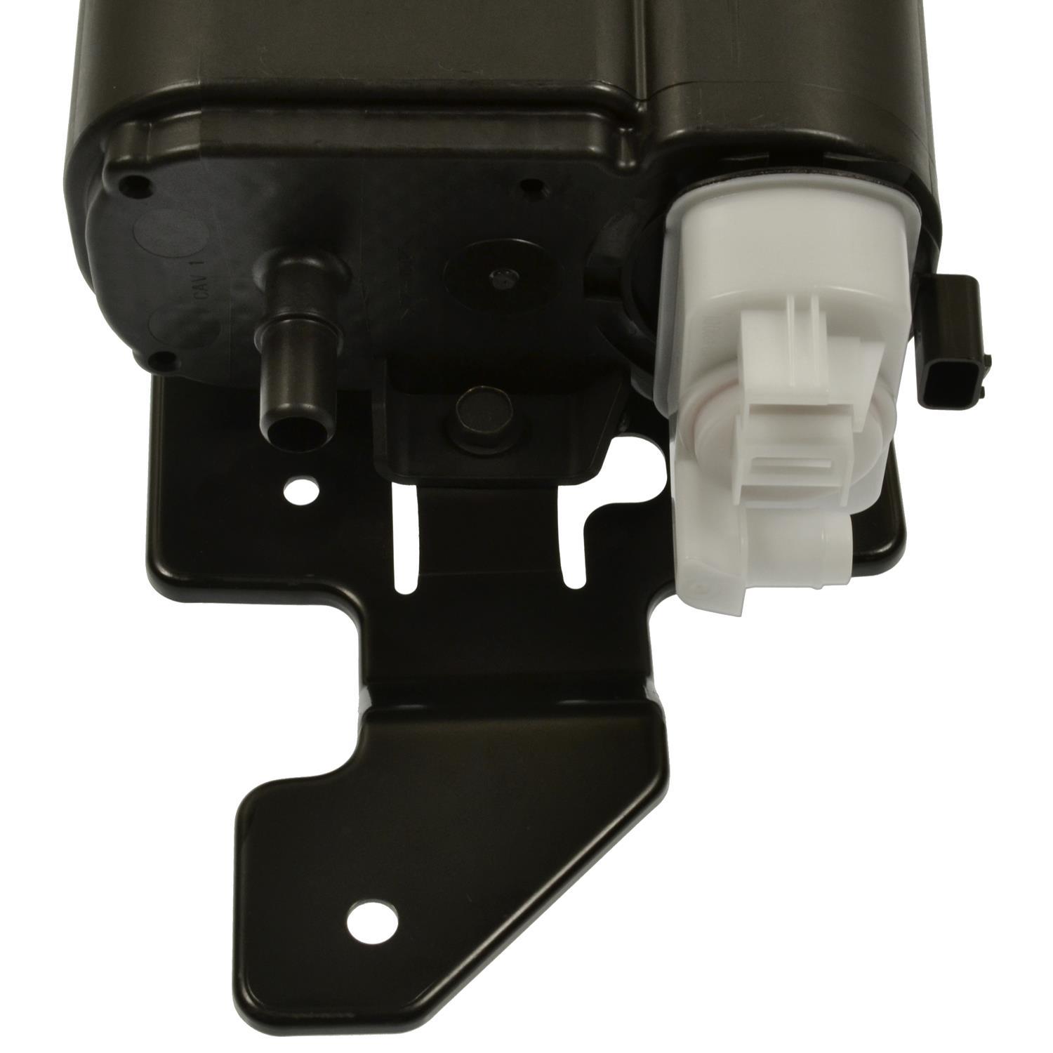 Standard Motor Products CP3608 - Vapor Canister Standard Motor Products CP3608 Vapor Canister product image 1 of 4