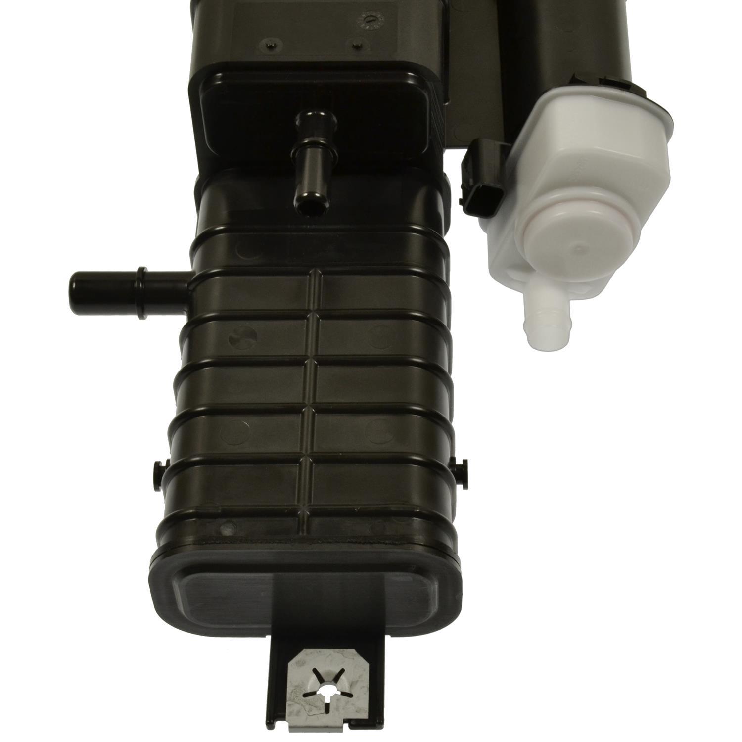 Standard Motor Products CP3612 - Vapor Canister Standard Motor Products CP3612 Vapor Canister product image 1 of 4