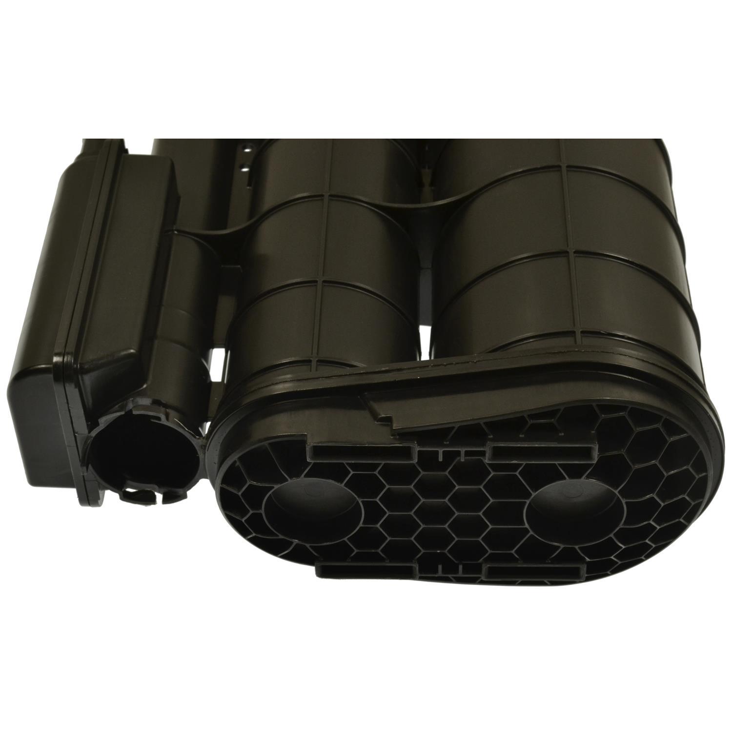 Standard Motor Products CP3652 - Vapor Canister Standard Motor Products CP3652 Vapor Canister product image 2 of 4