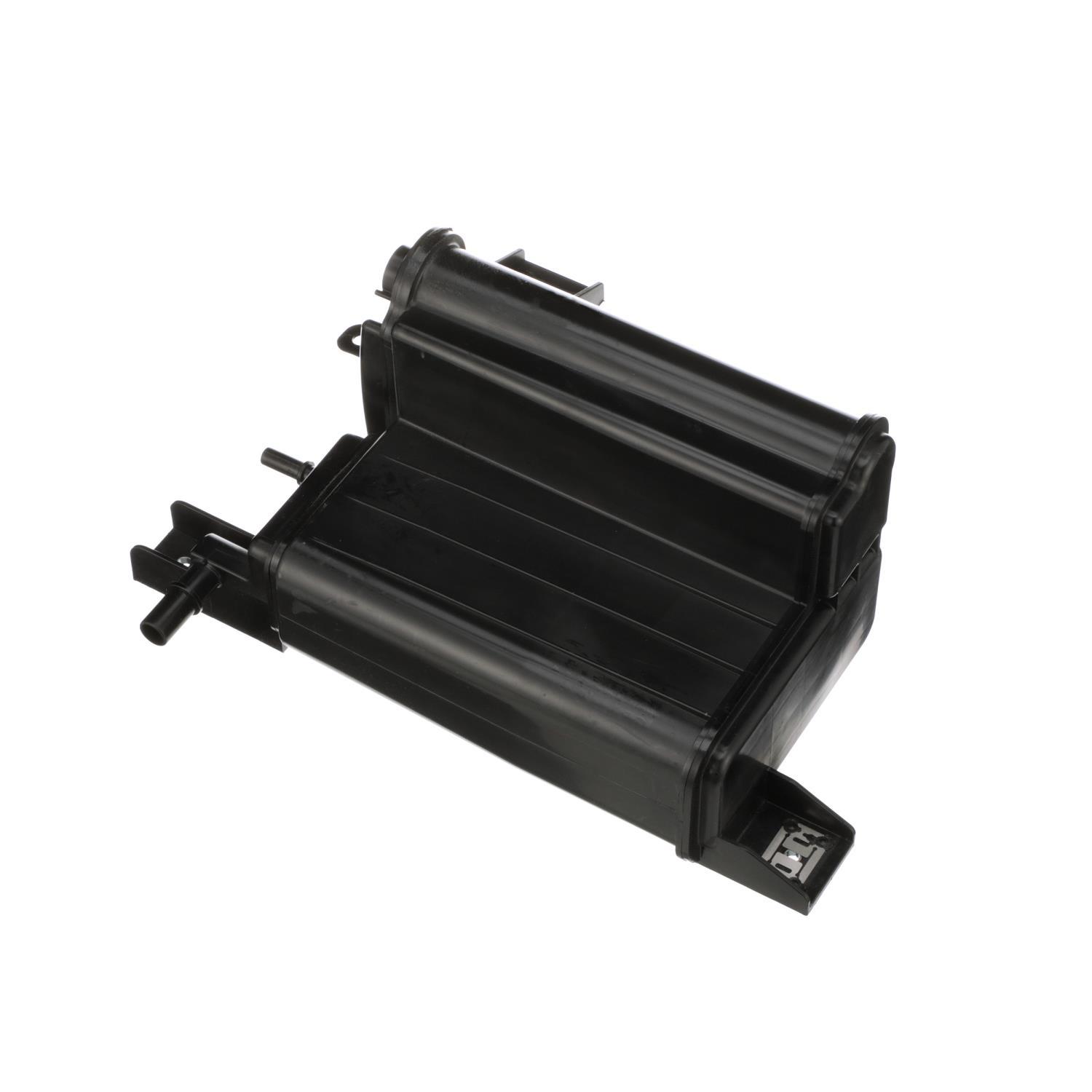 Standard Motor Products CP3688 - Vapor Canister Standard Motor Products CP3688 Vapor Canister product image 1 of 8