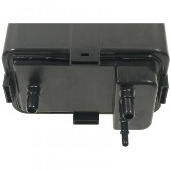 2005 Chevrolet Avalanche 2500 Vapor Canister Standard Motor Products CP432 image 1 of 3