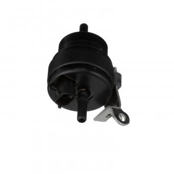 2005 Cadillac SRX Vapor Canister Purge Solenoid Standard Motor Products CP480 image 1 of 4