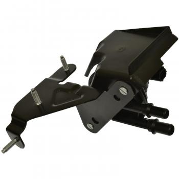 2002 Lincoln Town Car Vapor Canister Purge Solenoid Standard Motor Products CP519 image 1 of 3
