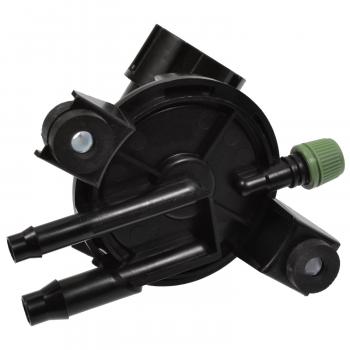 2005 Ford Excursion Vapor Canister Purge Valve Standard Motor Products CP675 image 1 of 3