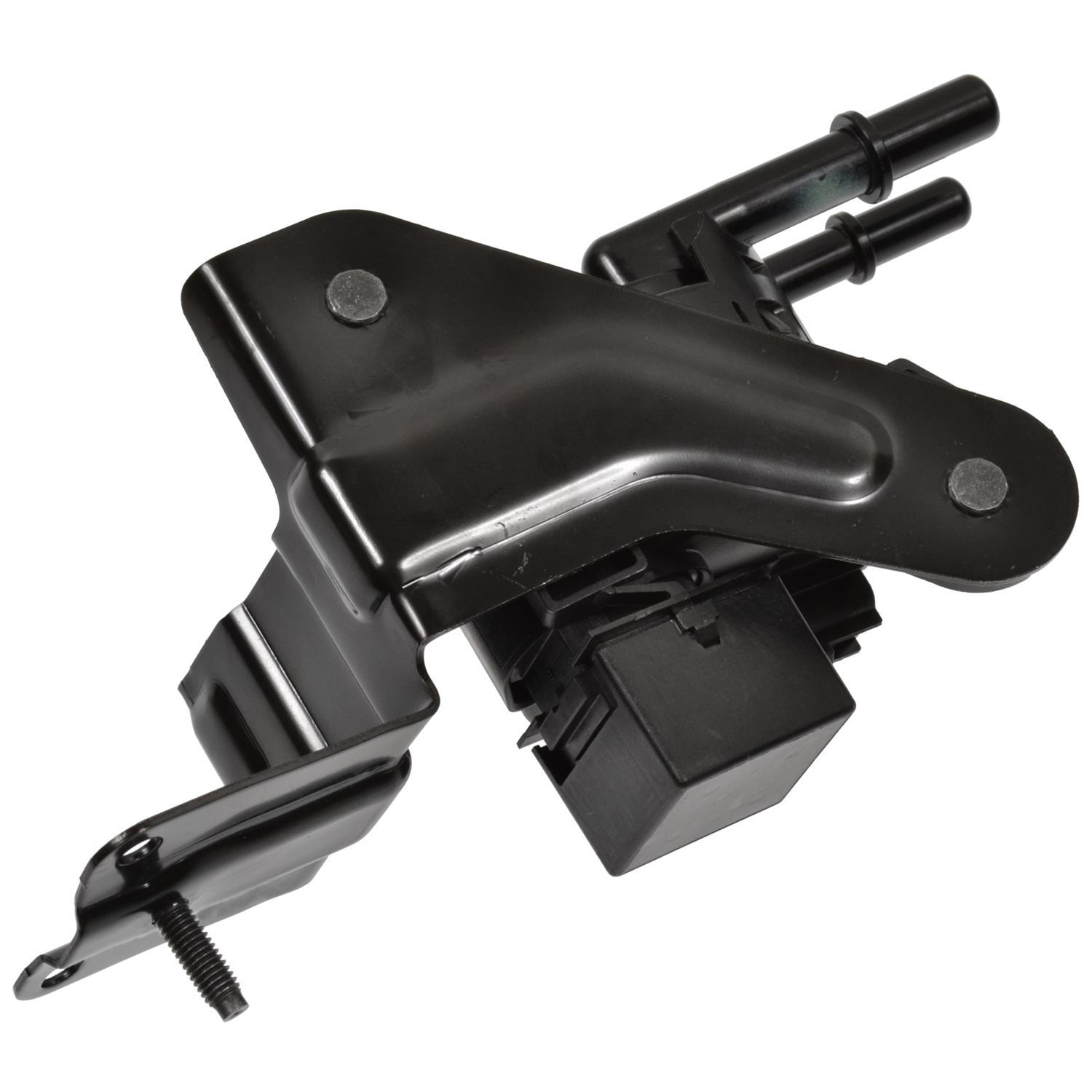 Standard Motor Products CP676 Vapor Canister Purge Solenoid product image 1 of 3