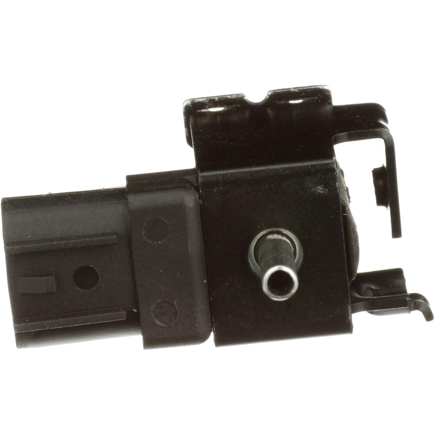 Standard Motor Products CP711 - Vapor Canister Vent Solenoid Standard Motor Products CP711 Vapor Canister Purge Solenoid product image 2 of 5