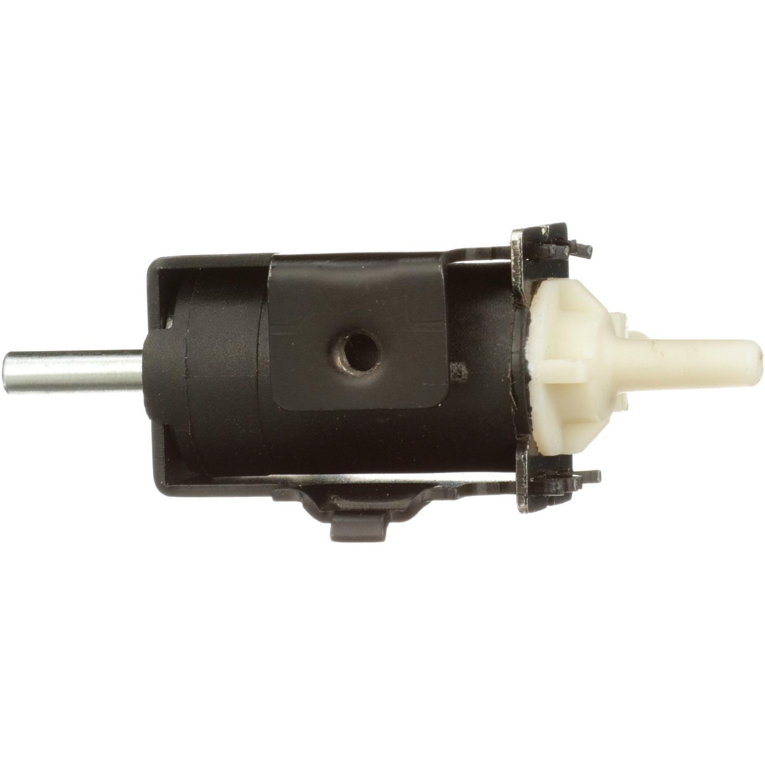 Standard Motor Products CP711 - Vapor Canister Vent Solenoid Standard Motor Products CP711 Vapor Canister Purge Solenoid product image 4 of 5