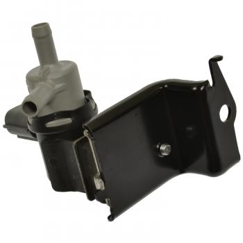 2004 Toyota Land Cruiser Vapor Canister Purge Solenoid Standard Motor Products CP897 image 1 of 3