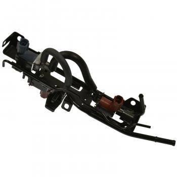 2002 Toyota Sienna Vapor Canister Purge Solenoid Standard Motor Products CP920 image 3 of 4
