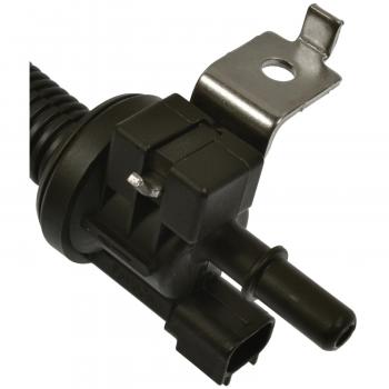 2019 Ford Mustang Vapor Canister Purge Valve Standard Motor Products CP972 image 1 of 4