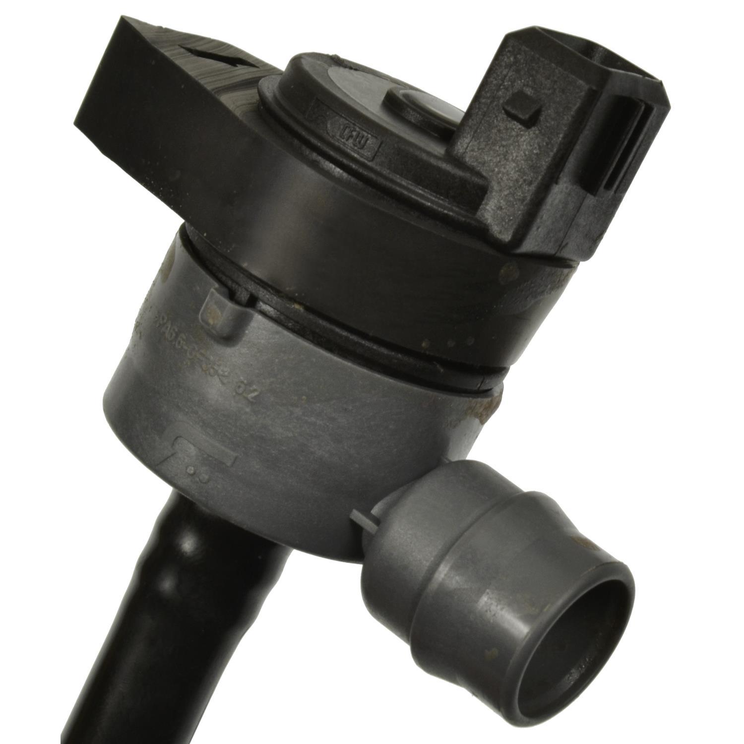 Standard Motor Products CVS133 - Vapor Canister Vent Solenoid Standard Motor Products CVS133 Vapor Canister Purge Solenoid product image 1 of 3