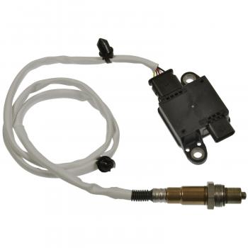 2020 Ford F-450 Super Duty Diesel Exhaust Particulate Sensor Standard Motor Products DEP101 image 3 of 4