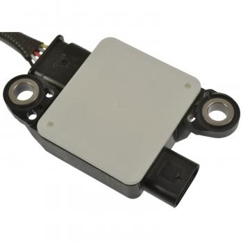2018 Ford F-150 Diesel Exhaust Particulate Sensor Standard Motor Products DEP105 image 1 of 4