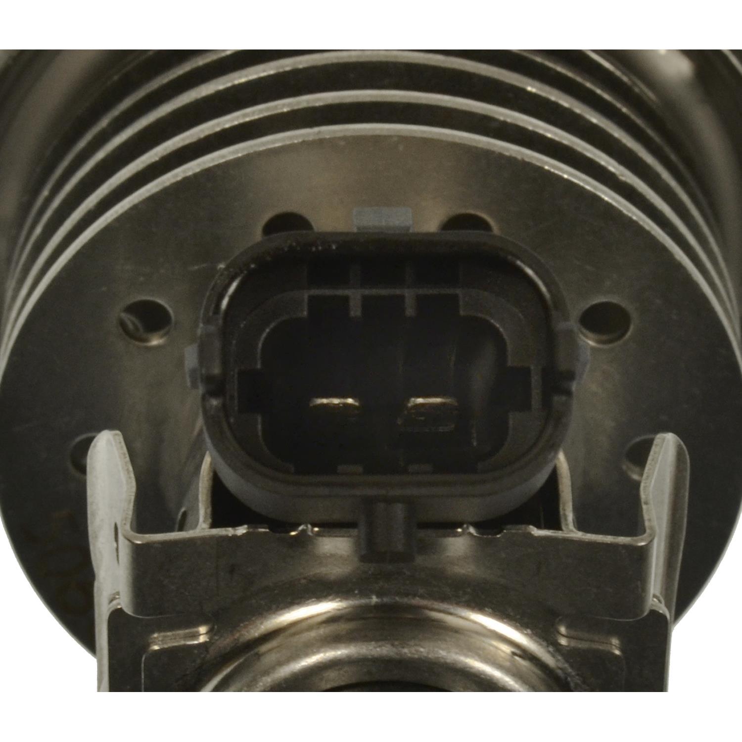 Standard Motor Products DFI8 - Diesel Emissions Fluid Injection Nozzle Standard Motor Products DFI8 Diesel Emissions Fluid Injection Nozzle product image 2 of 3