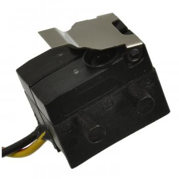 1996 Volvo 850 Door Lock Actuator Rear Right Standard Motor Products DLA944 image 1 of 3