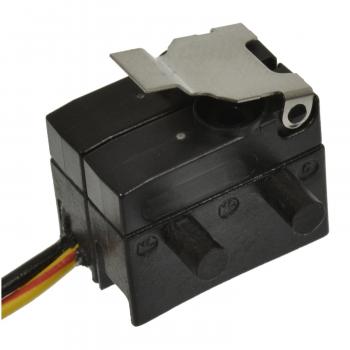 1996 Volvo 850 Door Lock Actuator Rear Left Standard Motor Products DLA946 image 1 of 3