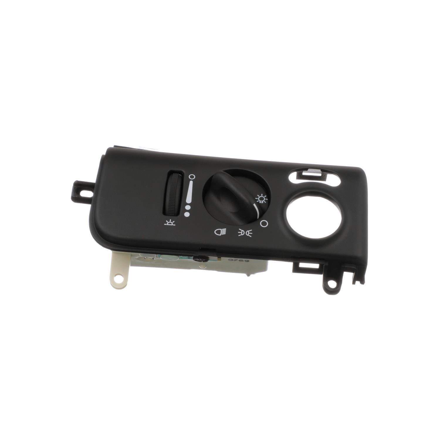 Standard Motor Products DS1028 - Headlight Switch Standard Motor Products DS1028 Headlight Switch product image 8 of 10