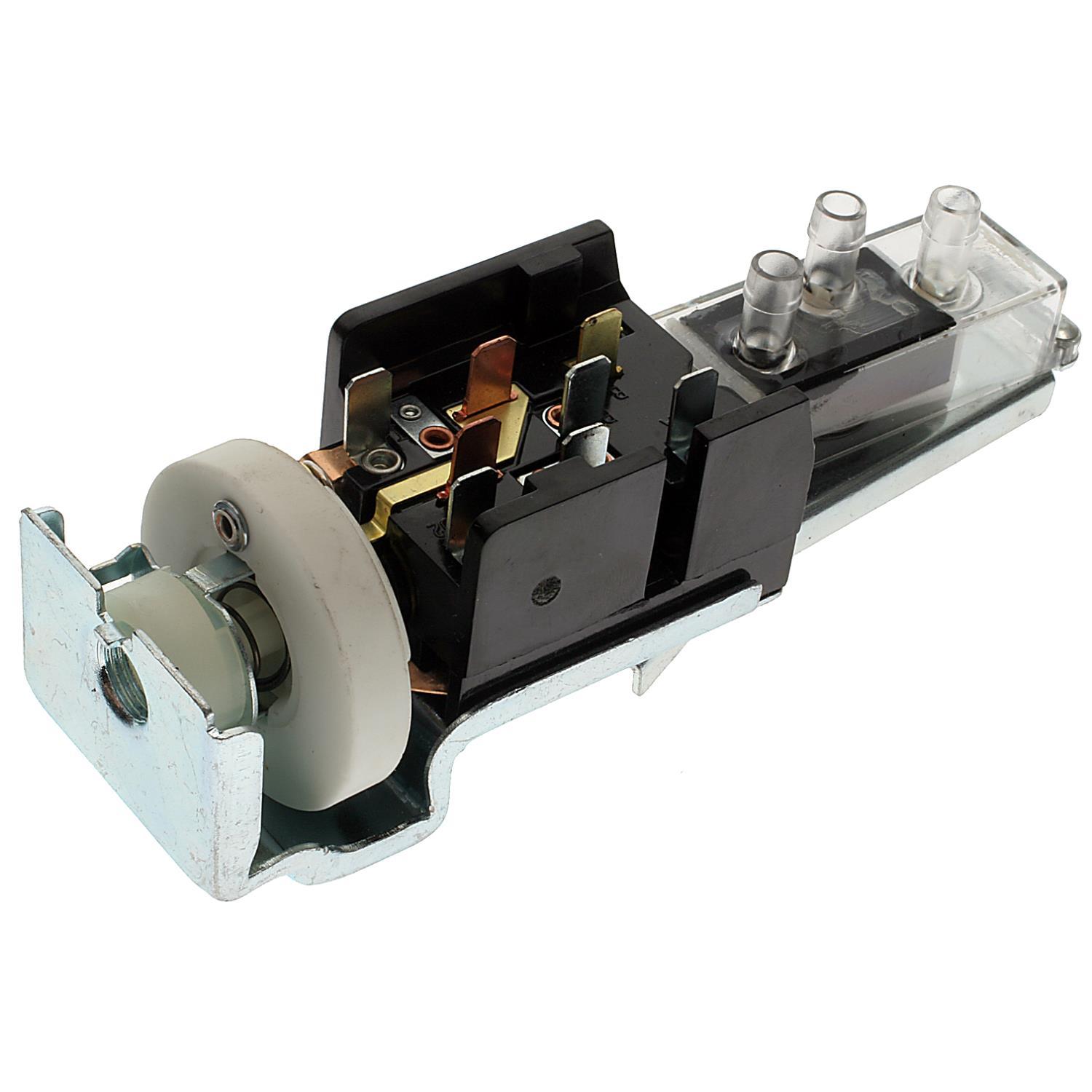 Standard Motor Products DS151 - Headlight Switch Standard Motor Products DS151 Headlight Switch product image 2 of 3