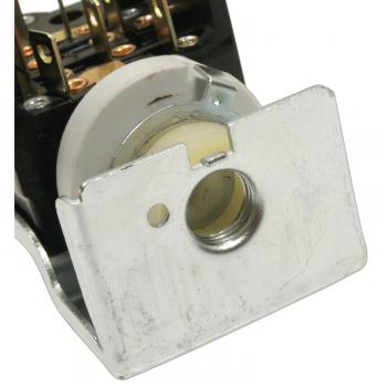 1982 Volkswagen Scirocco Headlight Switch Standard Motor Products DS215 image 1 of 4