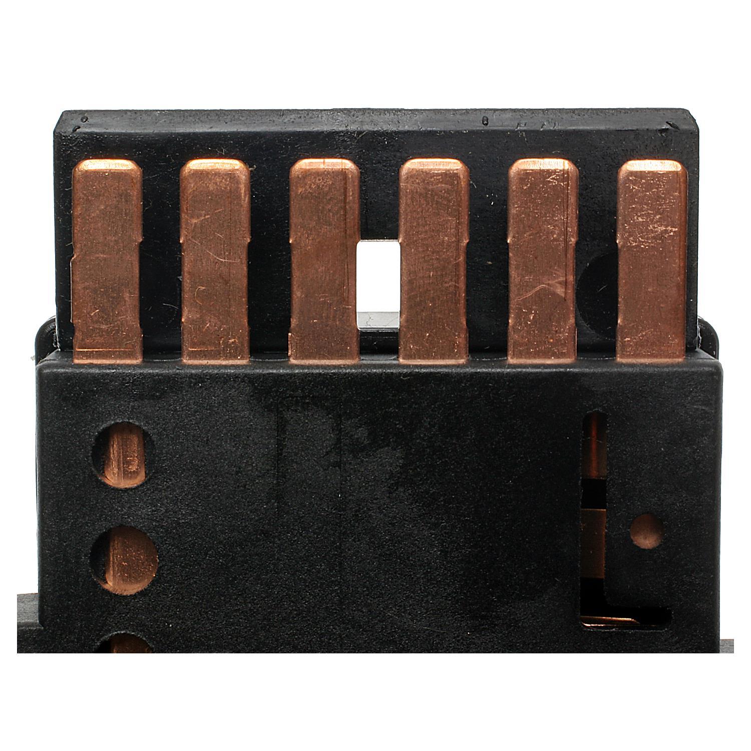 Standard Motor Products DS658 - Headlight Switch Standard Motor Products DS658 Headlight Switch product image 3 of 3