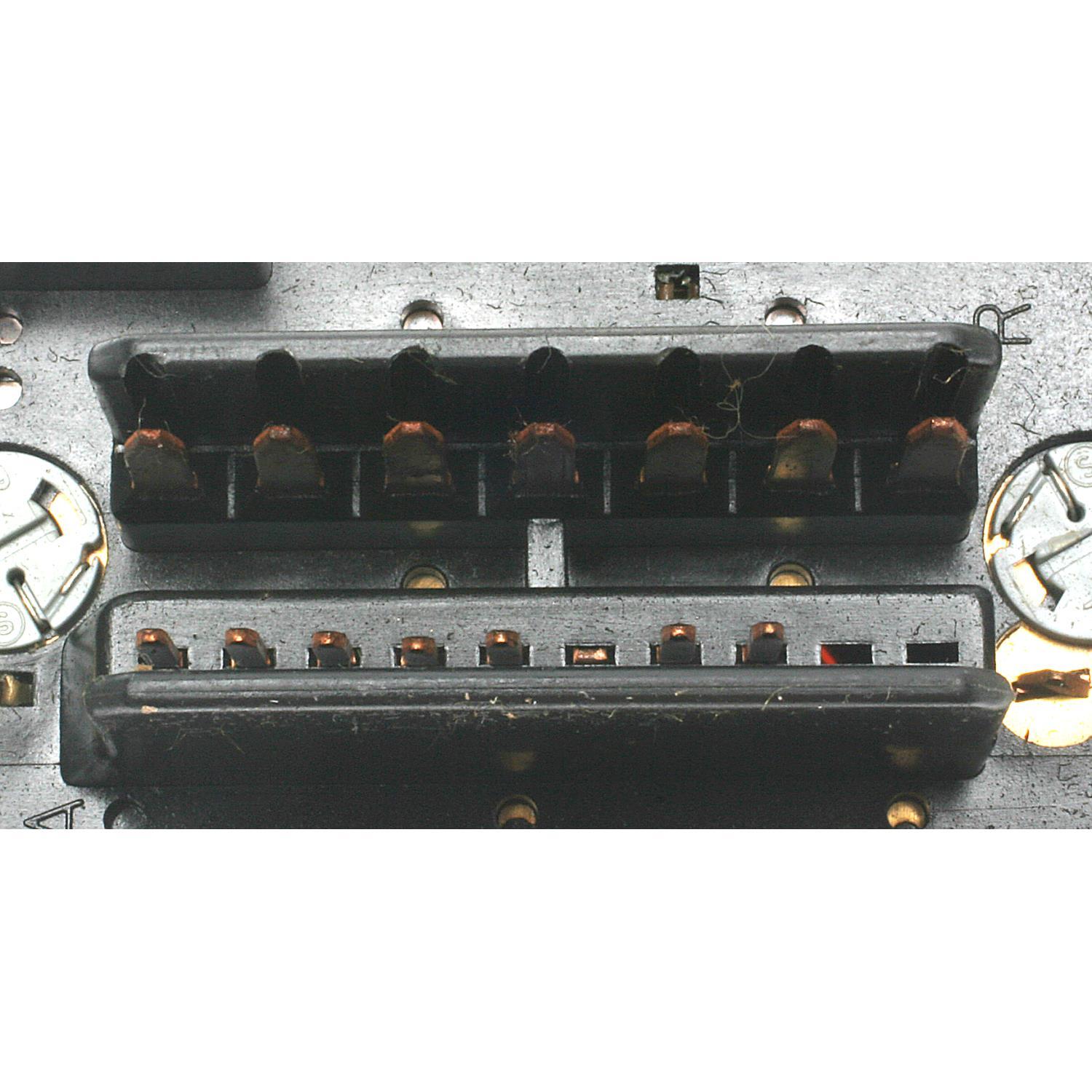 Standard Motor Products DS665 - Headlight Switch Standard Motor Products DS665 Headlight Switch product image 3 of 3