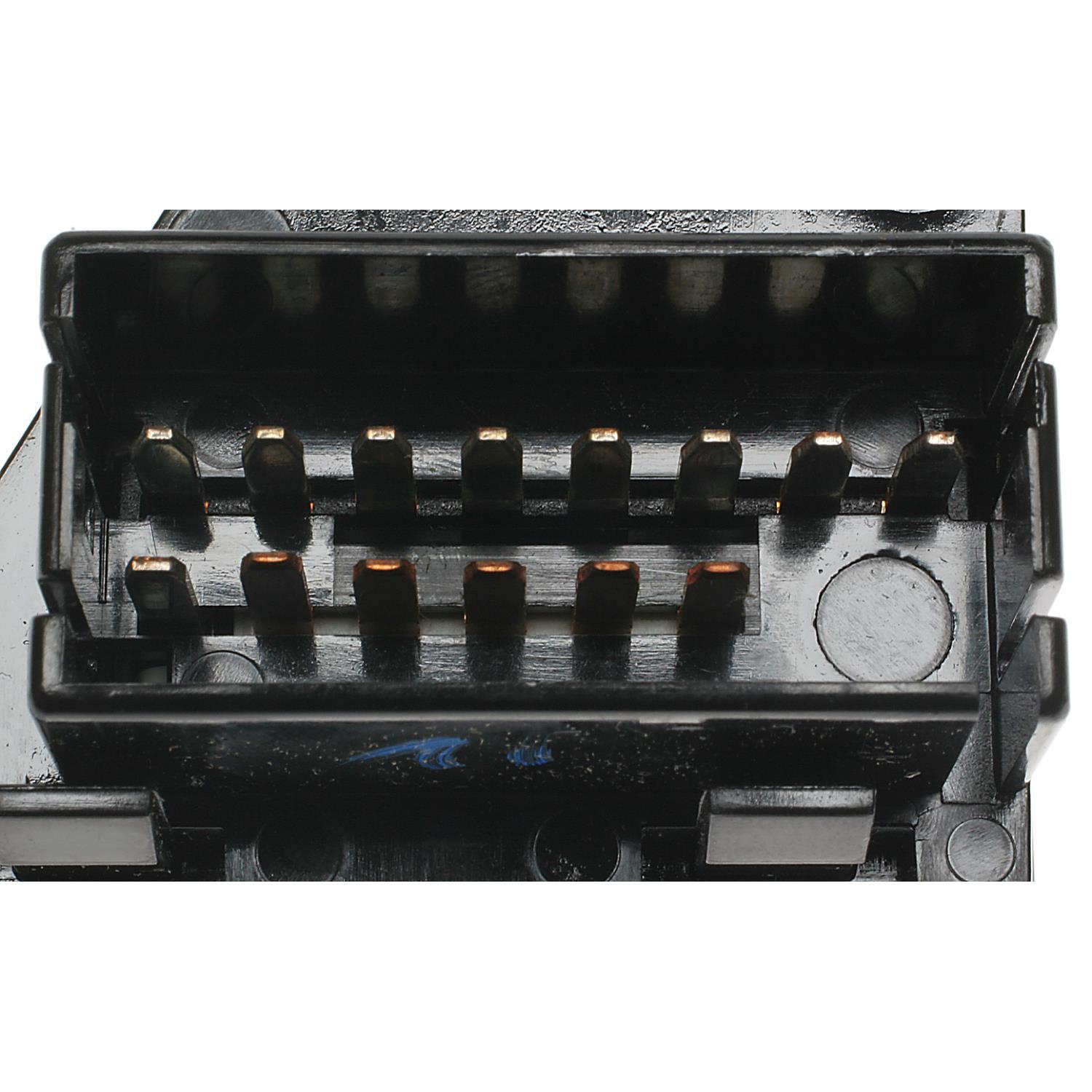 Standard Motor Products DS674 - Headlight Switch Standard Motor Products DS674 Headlight Switch product image 3 of 3
