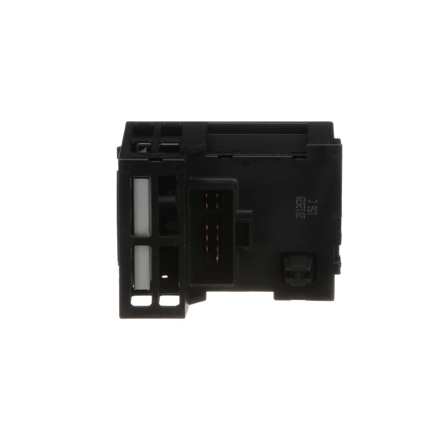 Standard Motor Products DS876 - Headlight Switch Standard Motor Products DS876 Headlight Switch product image 2 of 6