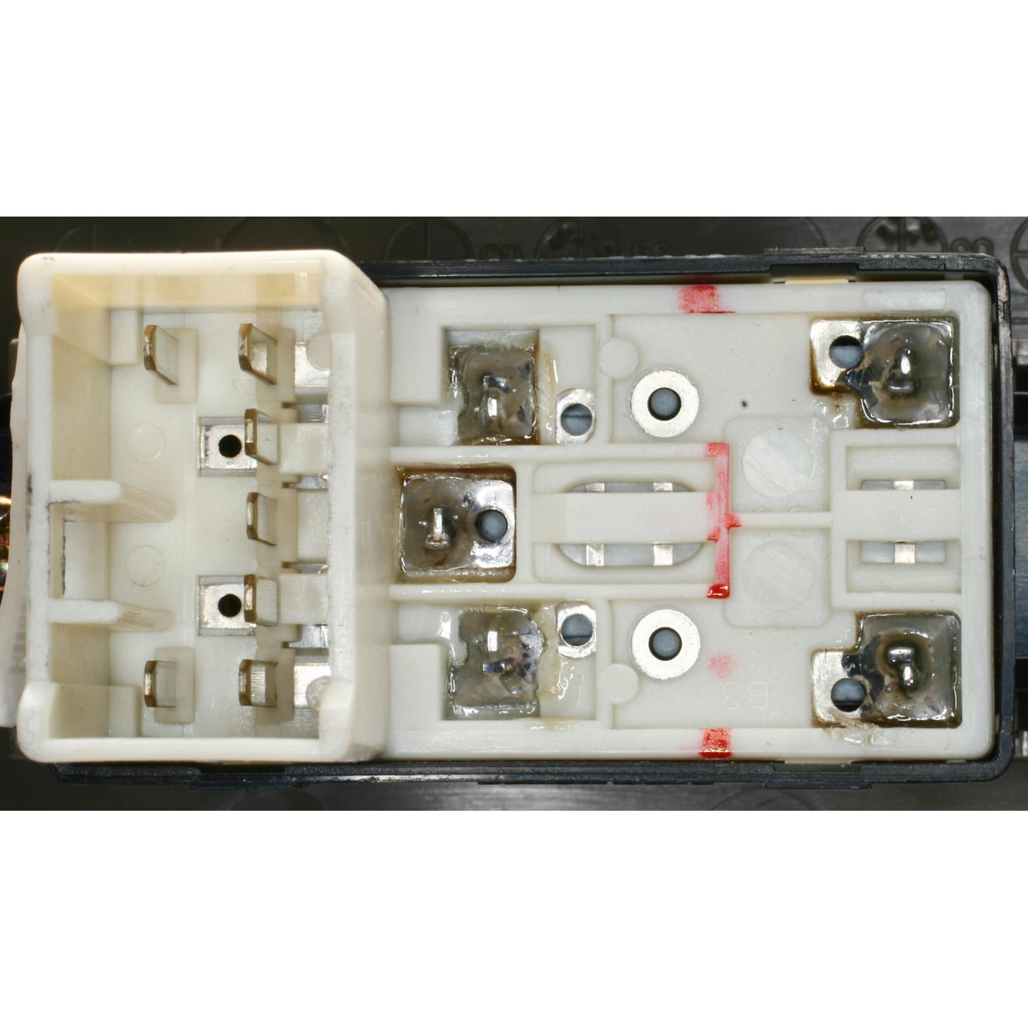 Standard Motor Products DWS1167 - Door Window Switch Standard Motor Products DWS1167 Door Window Switch product image 3 of 3