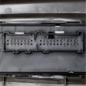 2005 Chevrolet Trailblazer EXT Door Window Switch Front Right Standard Motor Products DWS1174 image 3 of 4