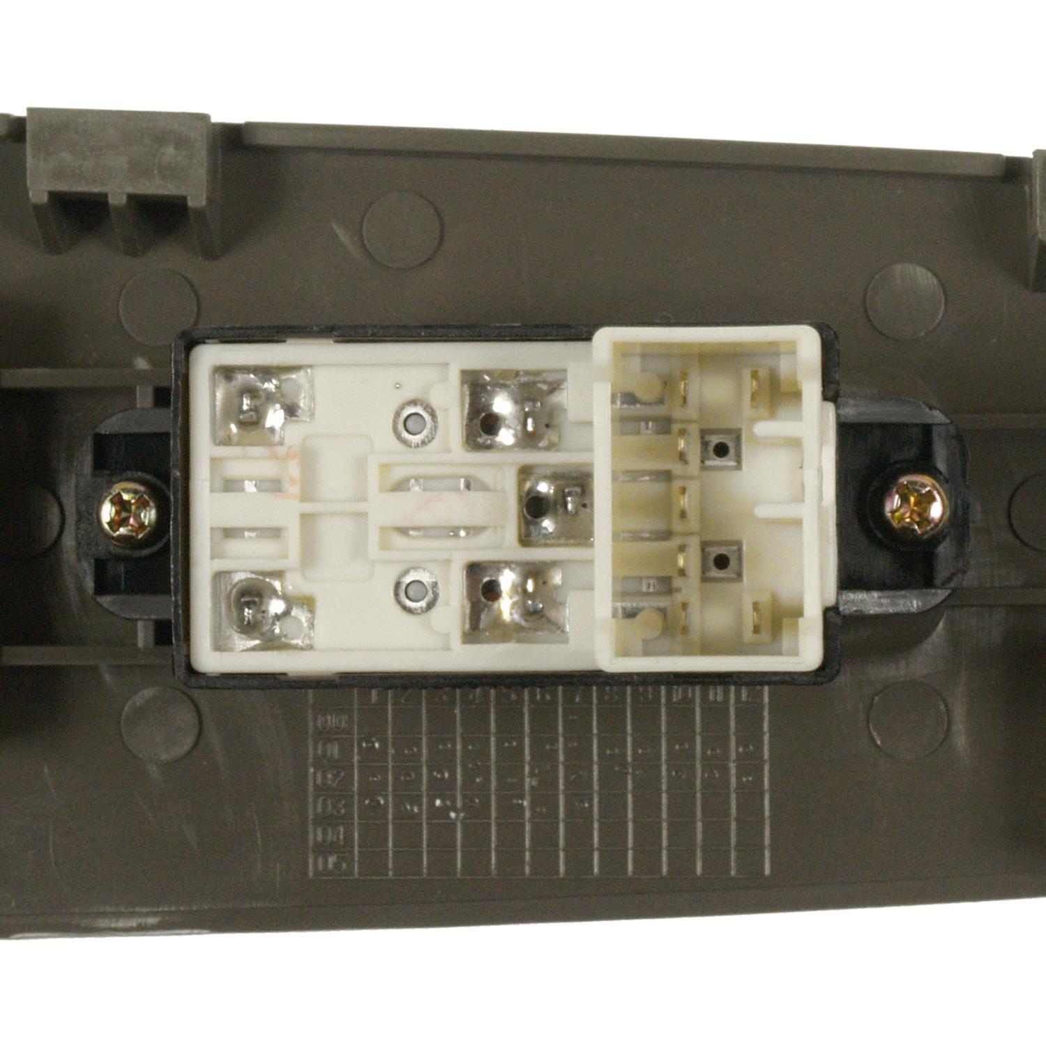 Standard Motor Products DWS1251 - Door Window Switch Standard Motor Products DWS1251 Door Window Switch product image 2 of 3