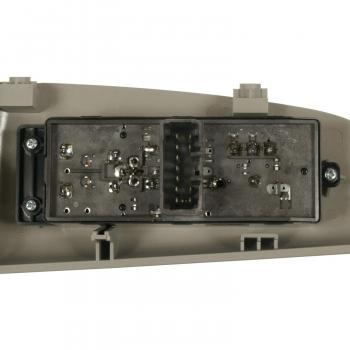 2007 Hyundai Sonata Door Window Switch Front Right Standard Motor Products DWS1281 image 2 of 3