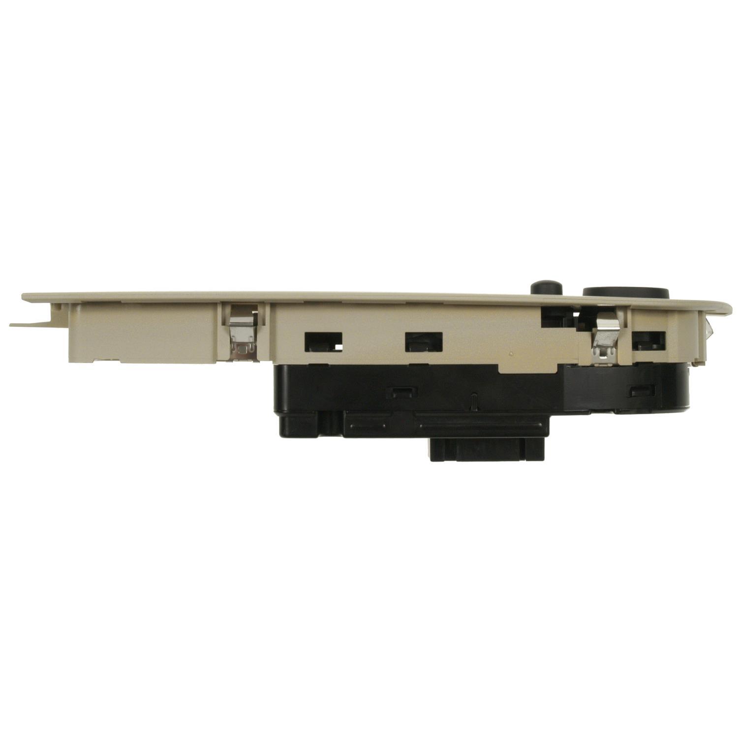 Standard Motor Products DWS1312 - Door Window Switch Standard Motor Products DWS1312 Door Window Switch product image 3 of 3