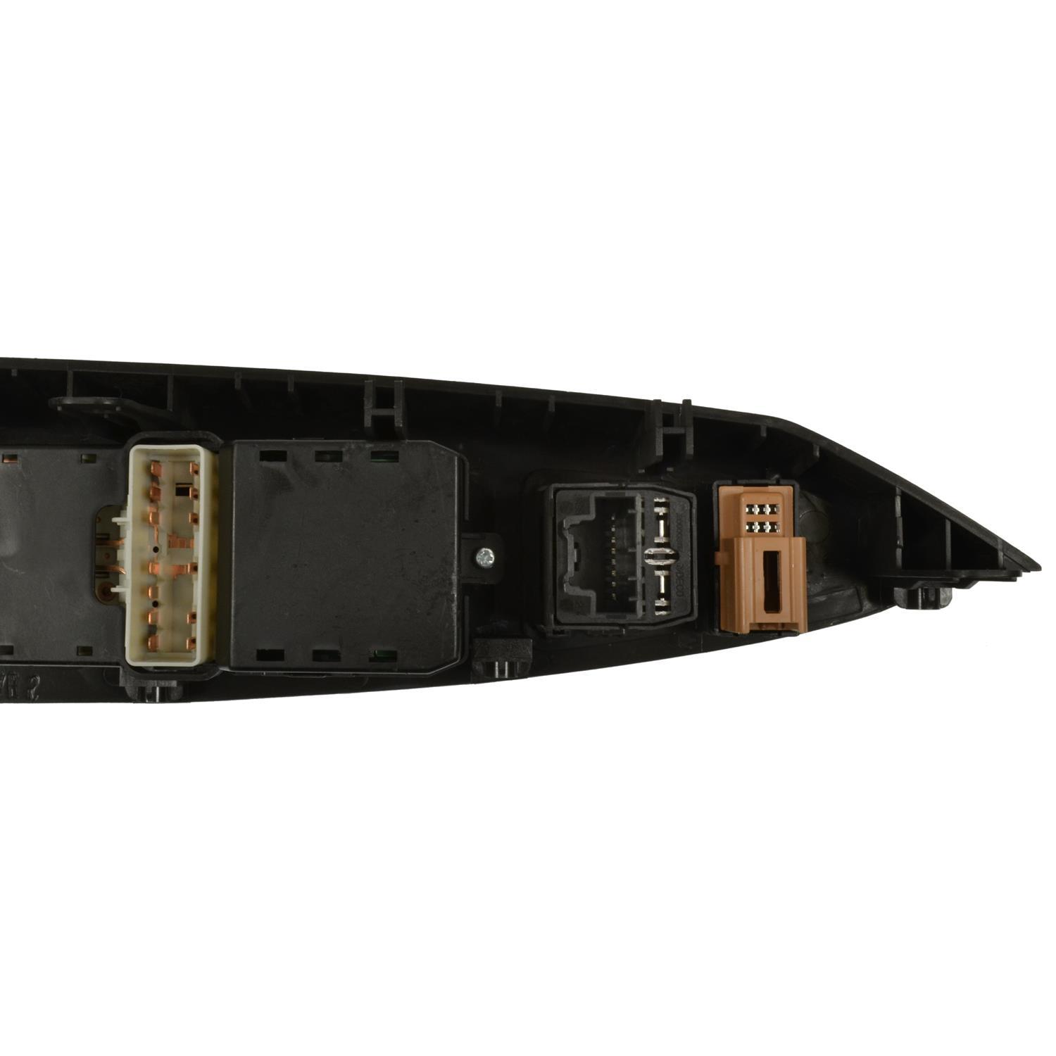Standard Motor Products DWS1713 - Door Window Switch Standard Motor Products DWS1713 Door Lock Switch product image 1 of 3