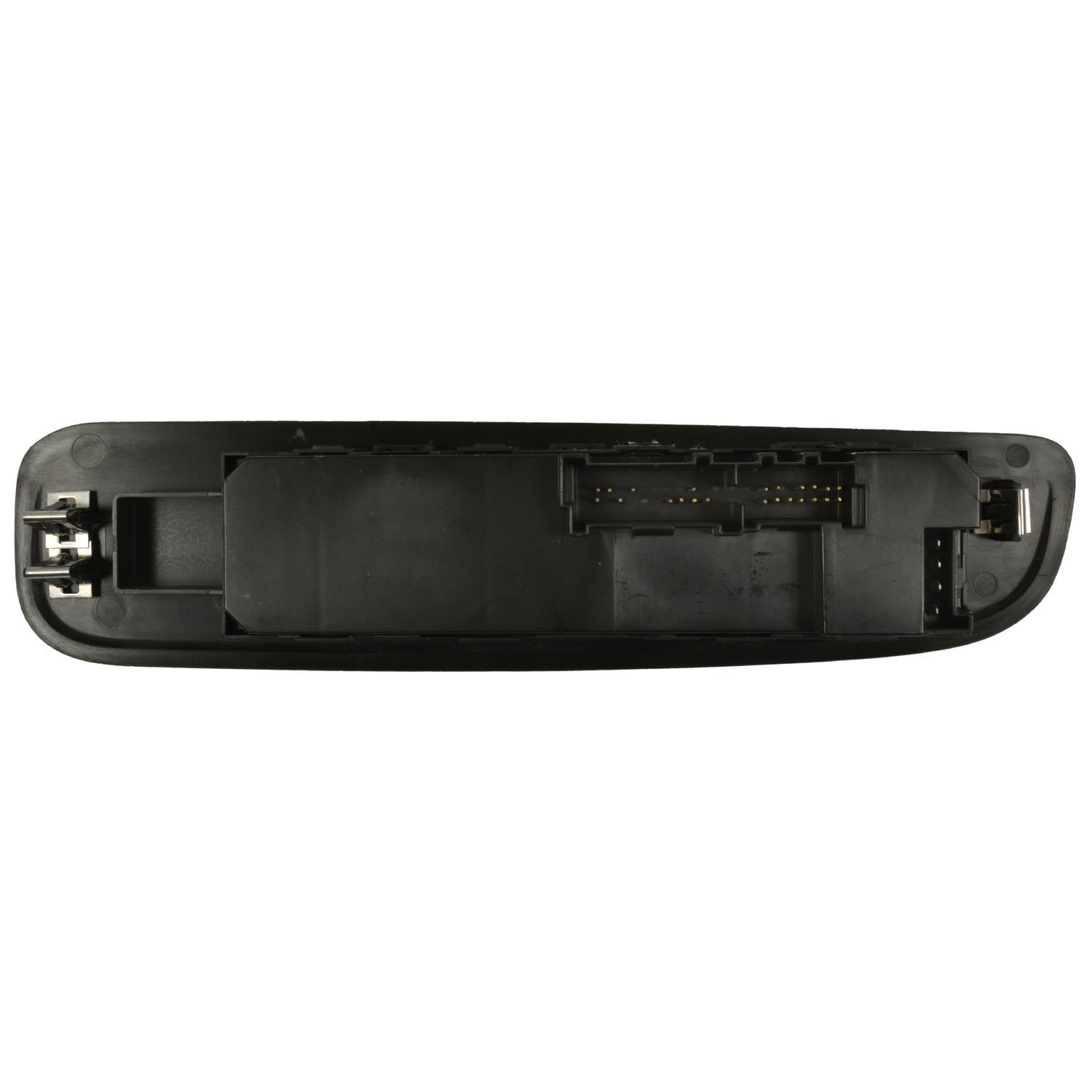 Standard Motor Products DWS1722 - Door Window Switch Standard Motor Products DWS1722 Door Lock Switch product image 1 of 3