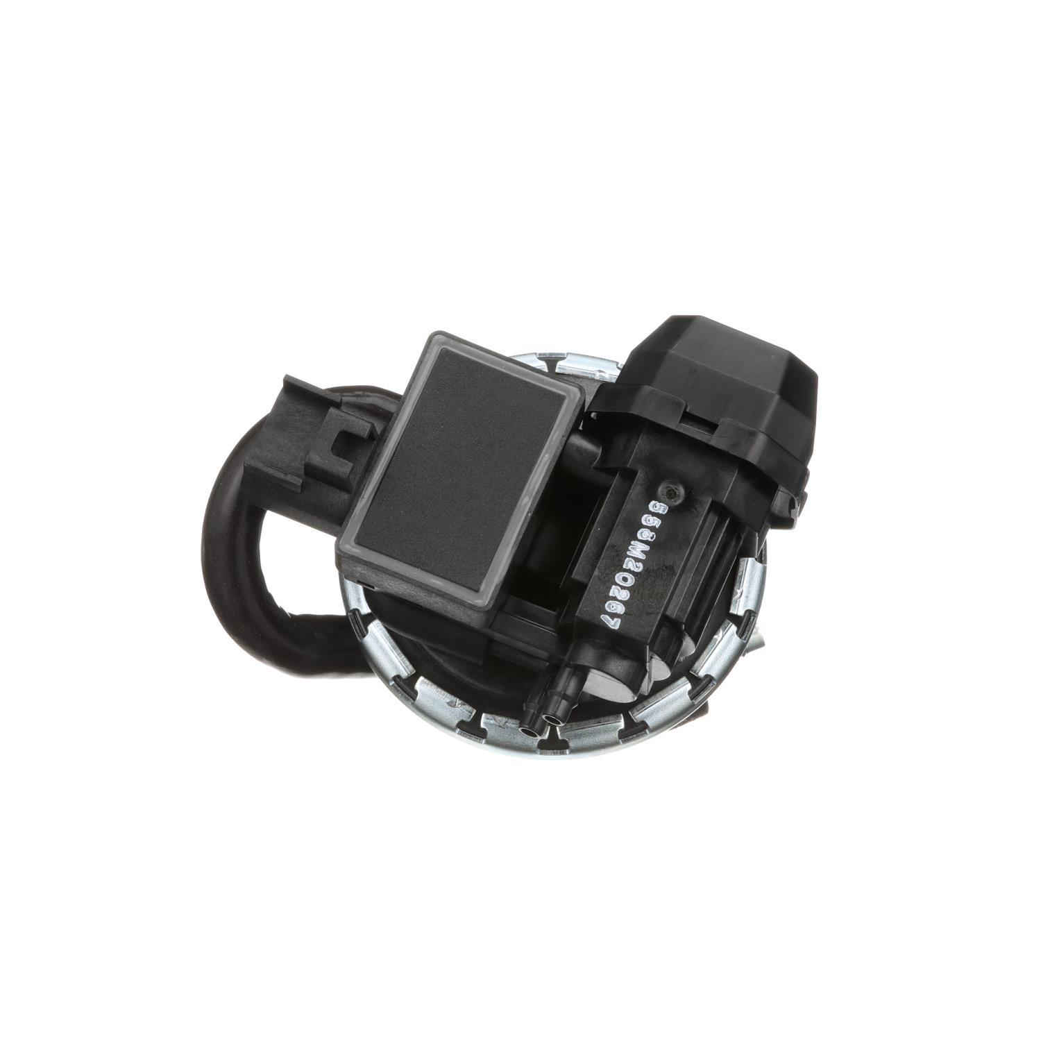 Standard Motor Products EGV1046 - EGR Valve Standard Motor Products EGV1046 EGR Valve product image 4 of 4