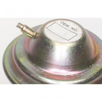1983 Chrysler LeBaron EGR Valve Standard Motor Products EGV130 image 1 of 3