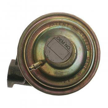 1983 Chrysler LeBaron EGR Valve Standard Motor Products EGV131 image 3 of 3