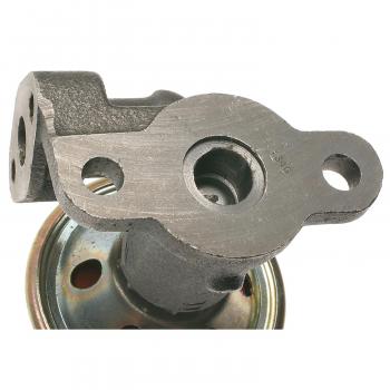 1983 Chrysler LeBaron EGR Valve Standard Motor Products EGV136 image 2 of 3