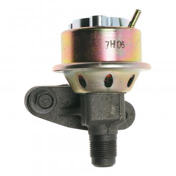 1984 Mercury Topaz EGR Valve Standard Motor Products EGV260 image 2 of 3