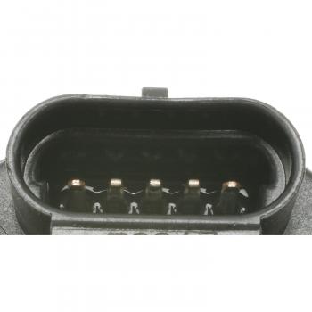 2001 Pontiac Firebird EGR Valve Standard Motor Products EGV604 image 3 of 3